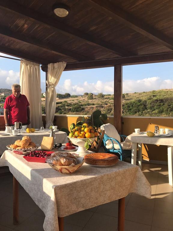 Bed and Breakfast Il Tramonto Кастельсардо Екстер'єр фото